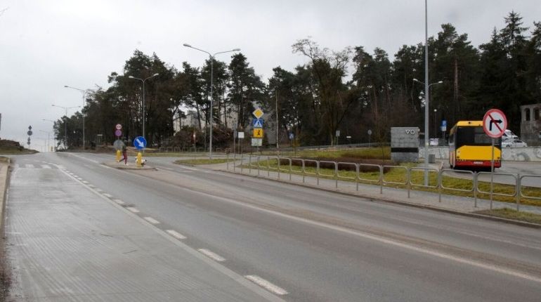 Komunikat Miejskiego Zarządu Dróg w Kielcach o zamknięciu drogi wojewódzkiej nr 764 (ul. Wojska Polskiego) w związku z pracami budowlanymi